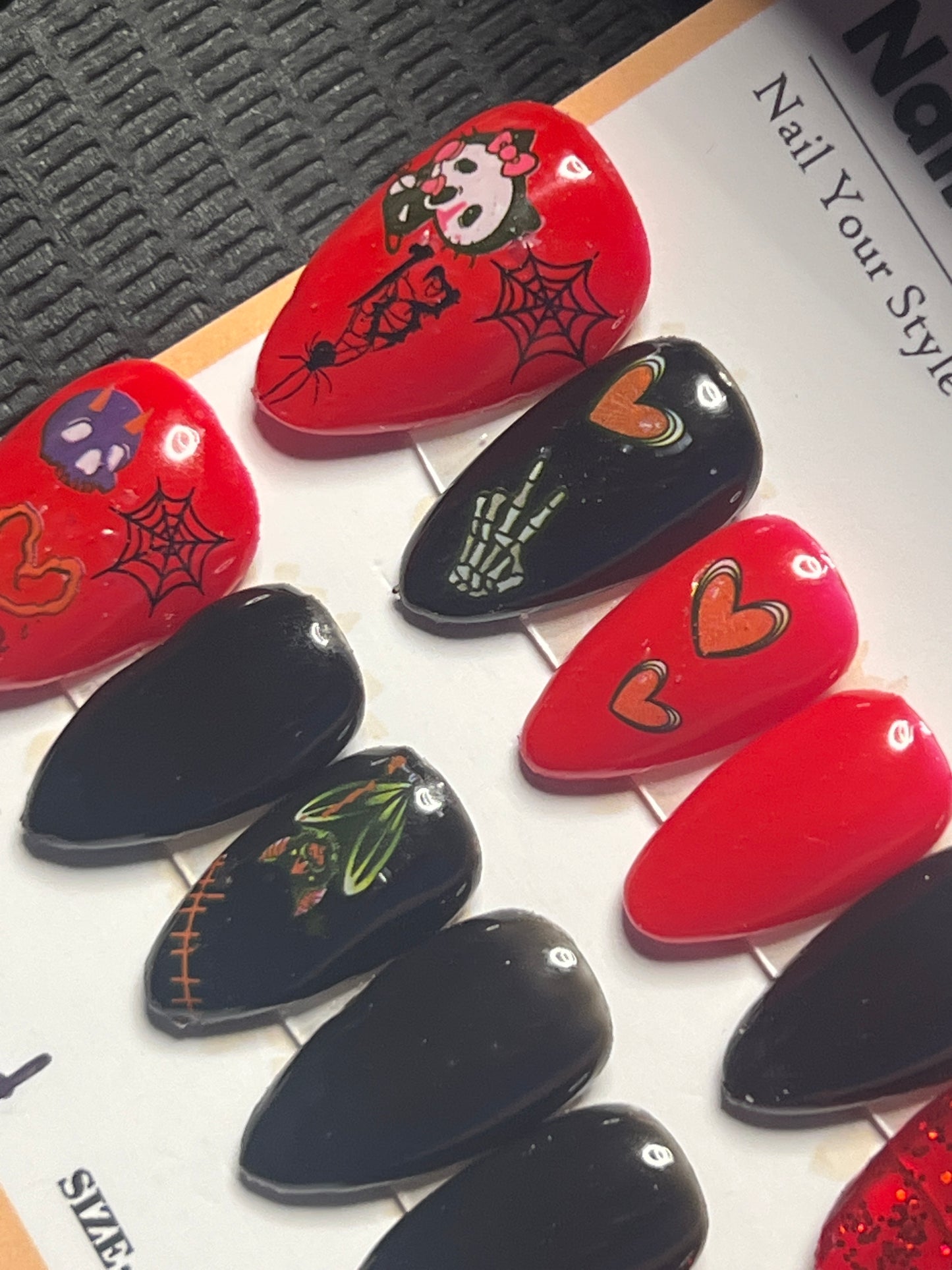 Monster Mash-Up. Short Alomond