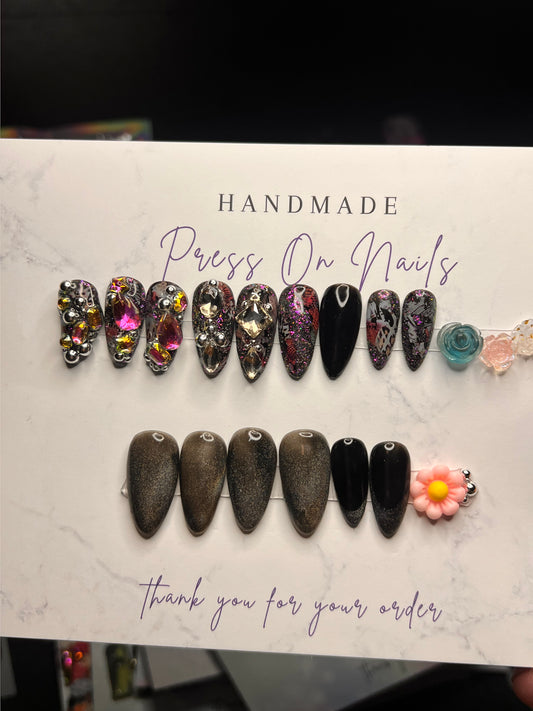 Snake Skin Medium Almond