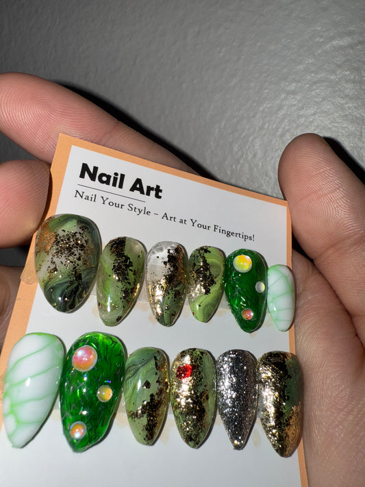 Bubble/Foil Green Short Almond